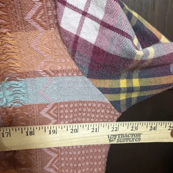 Gimmicks Patchwork Fringe Open Front Sweater Fringe flannel Sleeves Size Large - Picture 7 of 8